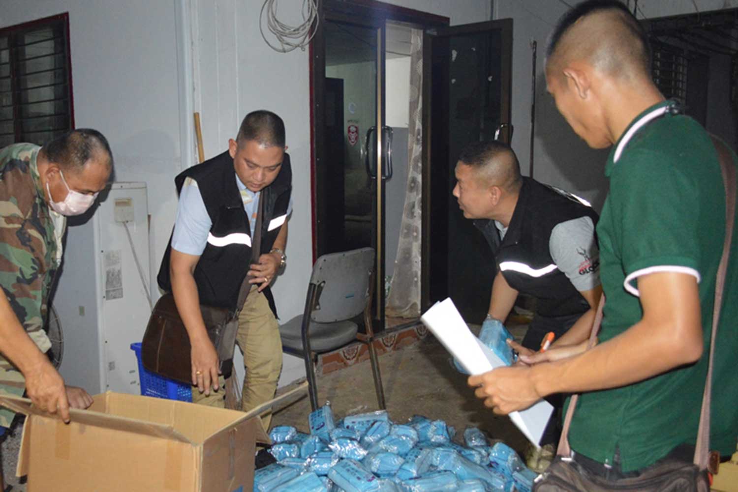 Mask smugglers caught near Cambodian border