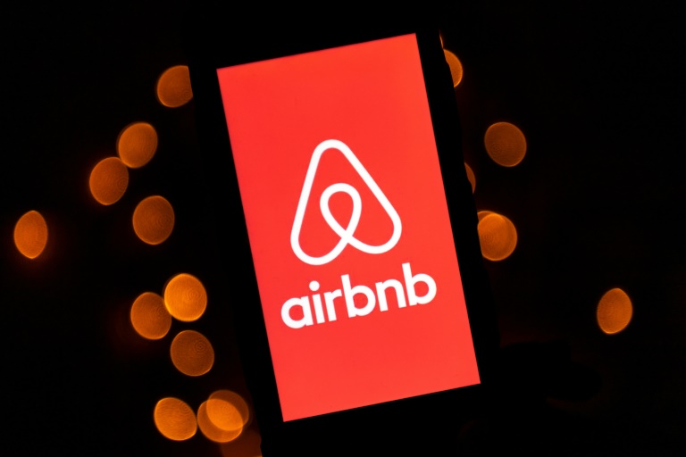 Airbnb will pay hosts 25% of what they would typically be due if someone booked between March 14 and May 31 cancels the stay due to Covid-19. (AFP photo) Airbnb will pay hosts 25% of what they would typically be due if someone booked between March 14 and May 31 cancels the stay due to Covid-19. (AFP photo)