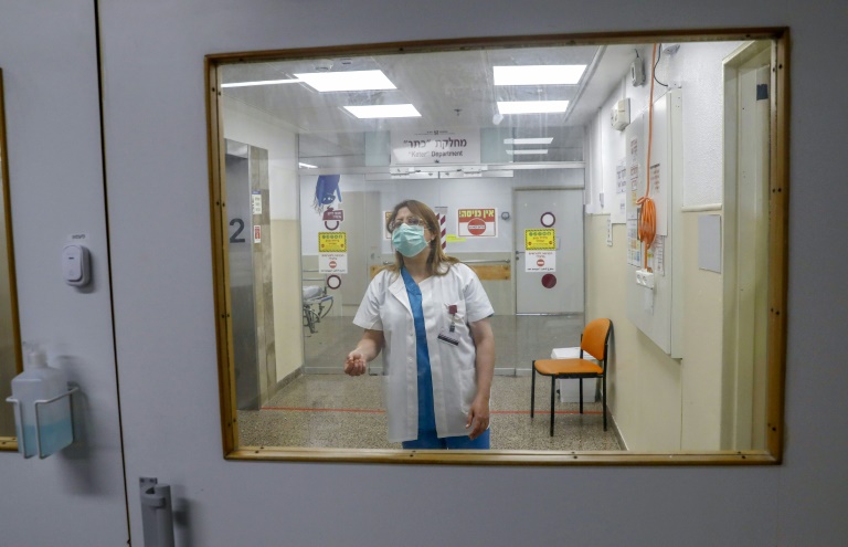 Arab doctor leads Israeli hospital's anti-virus fight