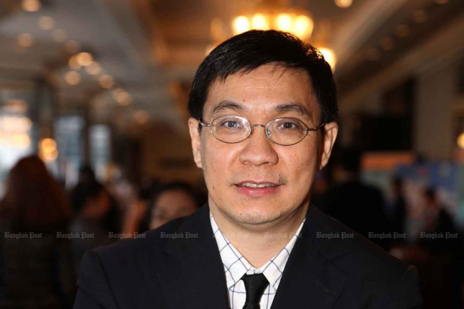 Somkiat Tangkitvanich, TDRI's president, says the economic crisis triggered by the coronavirus outbreak is expected to be bigger than the 2008 global financial crisis. Phrakrit Juntawong