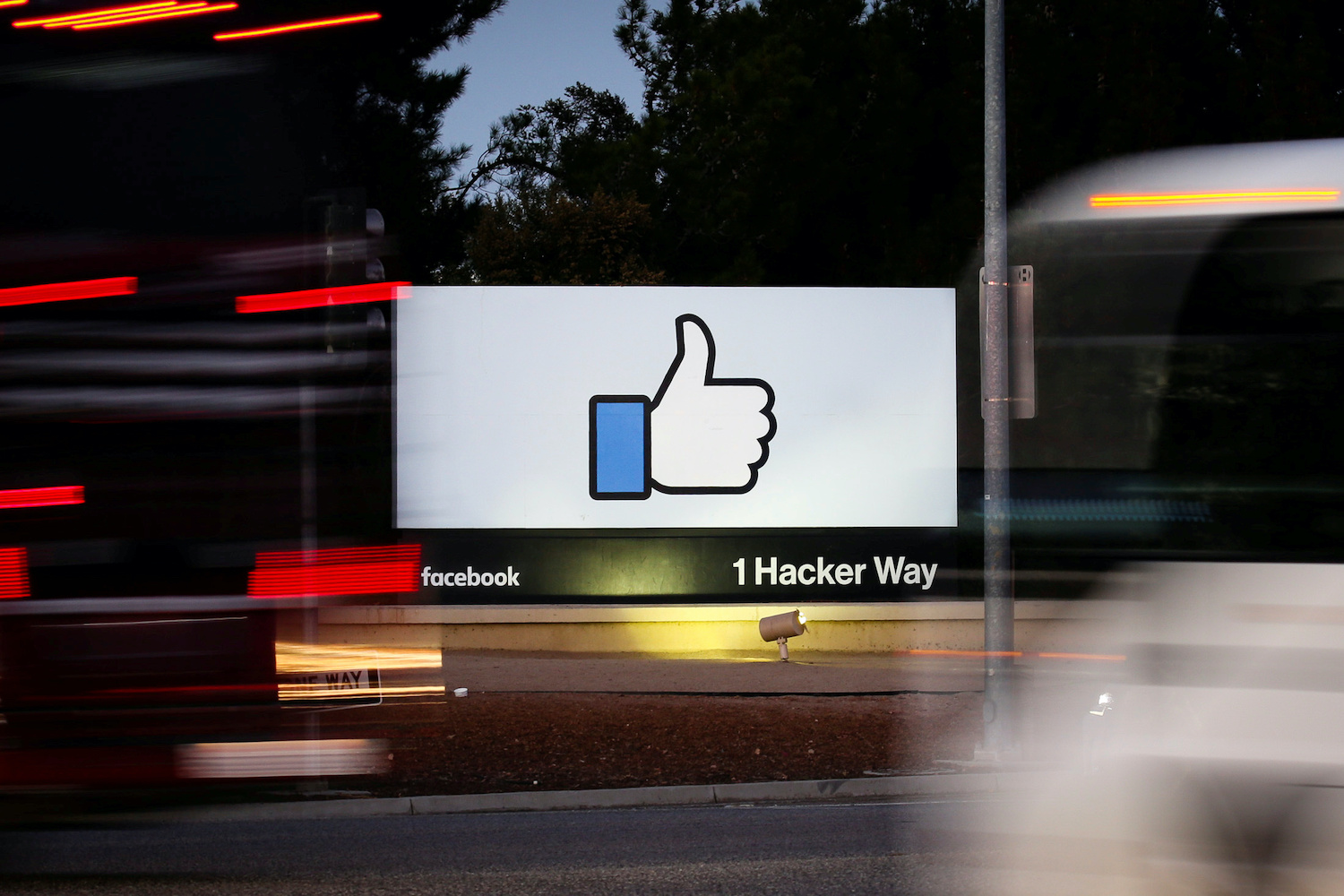 Facebook employees to face pay cut if they move to cheaper areas Facebook employees to face pay cut if they move to cheaper areas