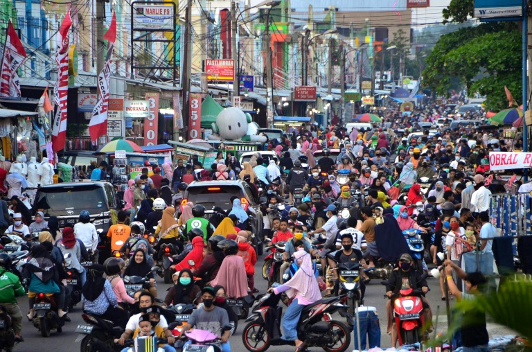 Indonesians have been looking for ways to get home for Eid despite travel restrictions in the country Indonesians have been looking for ways to get home for Eid despite travel restrictions in the country