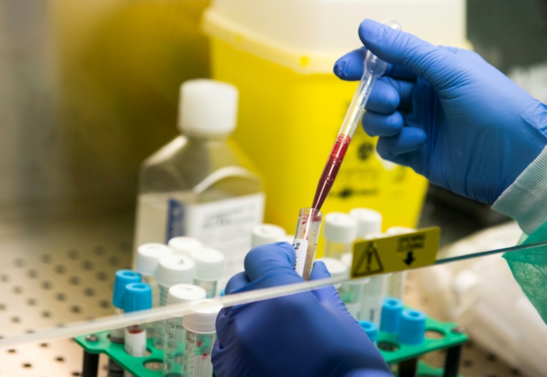 A study found some 98 percent of volunteers had antibodies between 28 and 41 days after the first signs of coronavirus infection A study found some 98 percent of volunteers had antibodies between 28 and 41 days after the first signs of coronavirus infection
