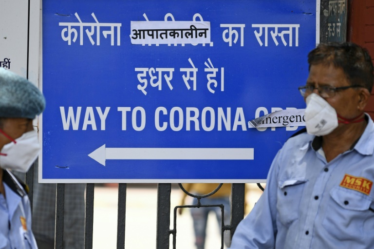 Hospitals in Delhi are full, mortuaries are overflowing with bodies and cemeteries and crematorium staff say they cannot keep up with the backlog of coronavirus victims. Hospitals in Delhi are full, mortuaries are overflowing with bodies and cemeteries and crematorium staff say they cannot keep up with the backlog of coronavirus victims.