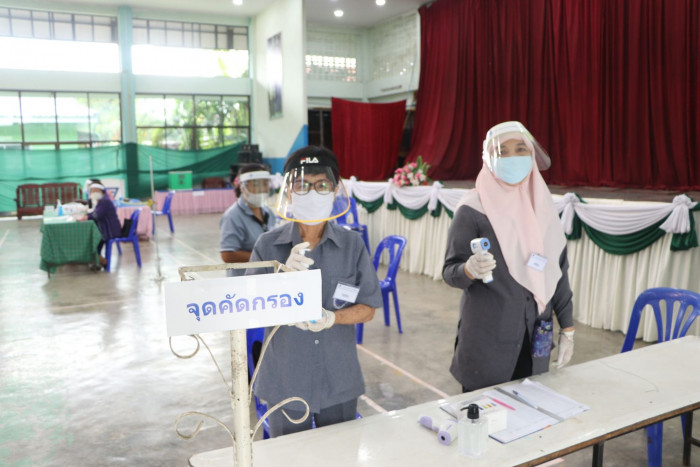 First election since outbreak held in Lampang