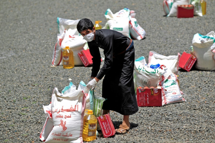 Saudi downturn deepens Yemen's economic despair
