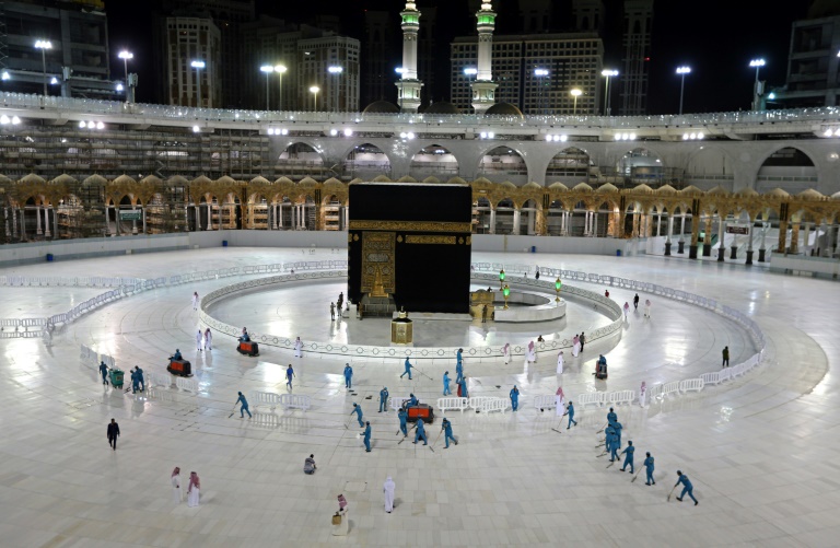 Saudi to hold 'very limited' hajj over pandemic