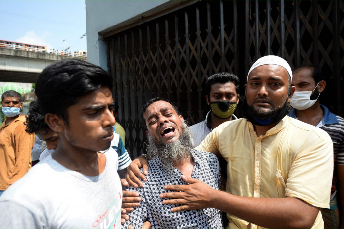 At least 30 die in Bangladesh ferry accident