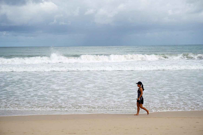 Govt bets on local tourism