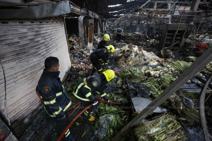 Bangkok wet market reopens after fire