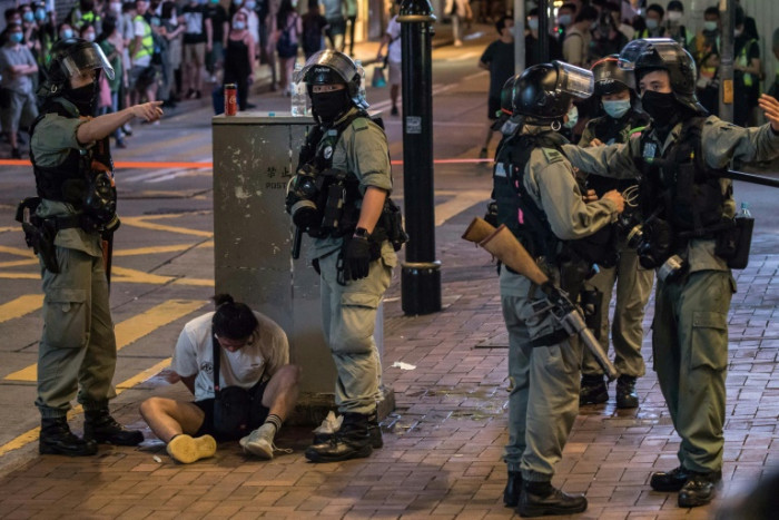 China and UK clash over fate of Hong Kongers