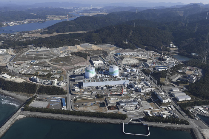 Japan plots shift from coal to renewable energy