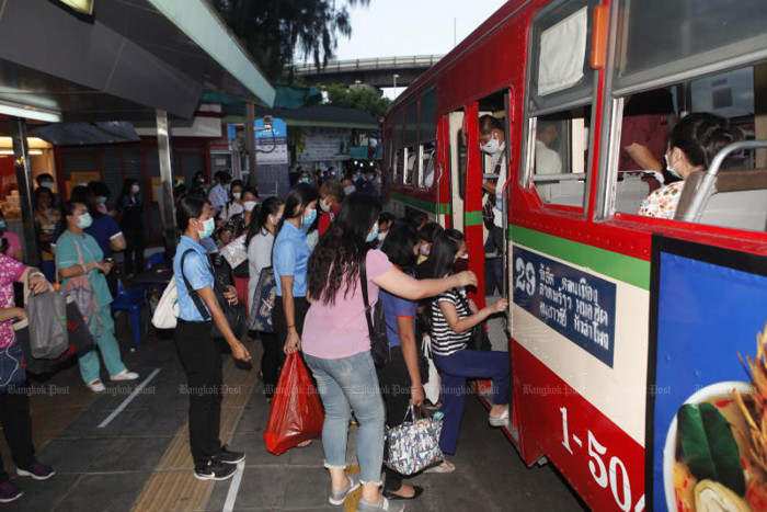 Poll: Long waiting tops Bangkok bus woes