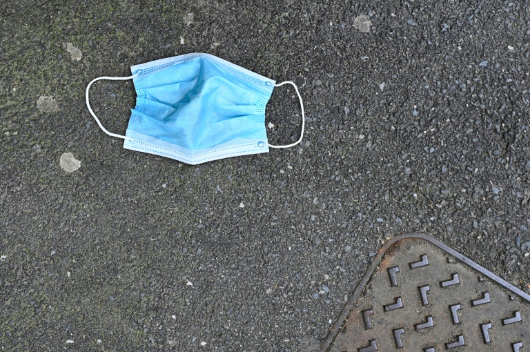 Organised criminal groups -- exploiting fears and uncertainties surrounding the virus -- are trafficking in substandard masks, sanitisers and other medical products, the UN warns. Organised criminal groups -- exploiting fears and uncertainties surrounding the virus -- are trafficking in substandard masks, sanitisers and other medical products, the UN warns.