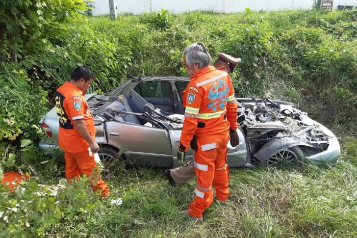 Lorry rear-ended, one killed, one injured