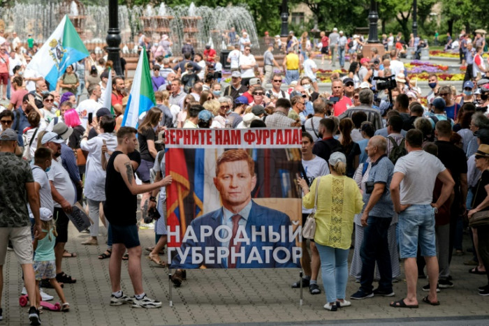 Massive protests in Russia's far east rattle Kremlin
