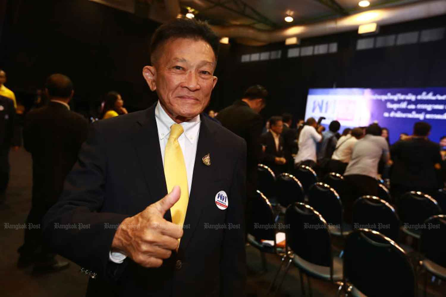 Pheu Thai leader Sompong Amornvivat Pheu Thai leader Sompong Amornvivat