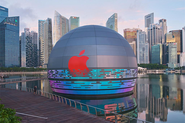 World's first floating Apple store to open Thursday in Singapore, ET Telecom