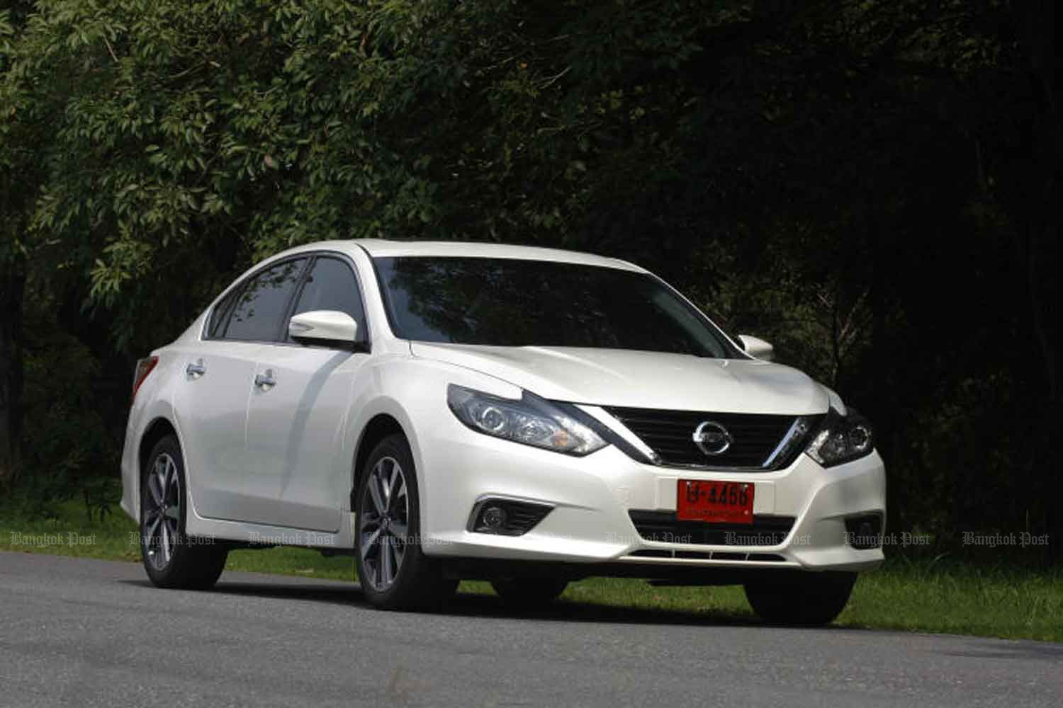 Nissan Teana.