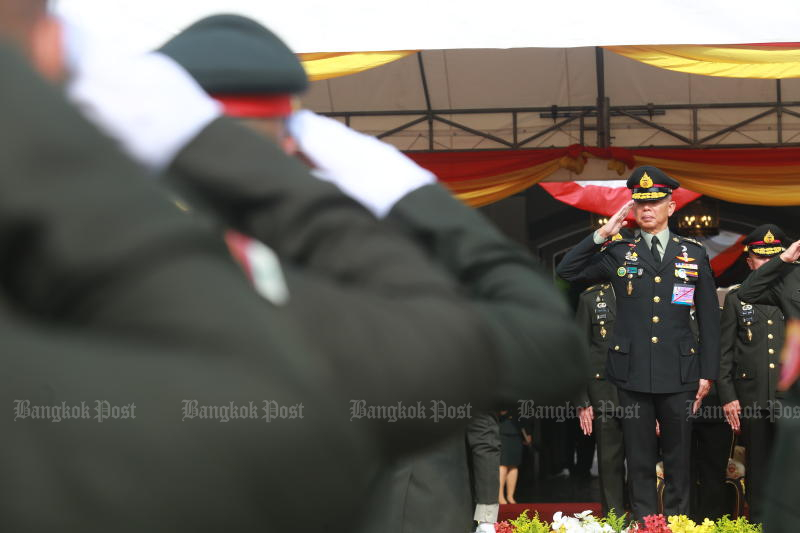 Outgoing army chief Gen Apirat Kongsompong attends a farewell ceremony at the Royal Thai Army headquarters on Wednesday. (Photo by Somchai Poomlard)