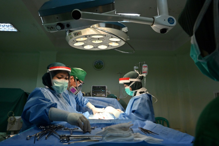 The vast majority of stillbirths, 84 percent, occur in low- and middle-income countries, where basic neo-natal care could save hundreds of thousands of lives each year. The vast majority of stillbirths, 84 percent, occur in low- and middle-income countries, where basic neo-natal care could save hundreds of thousands of lives each year.