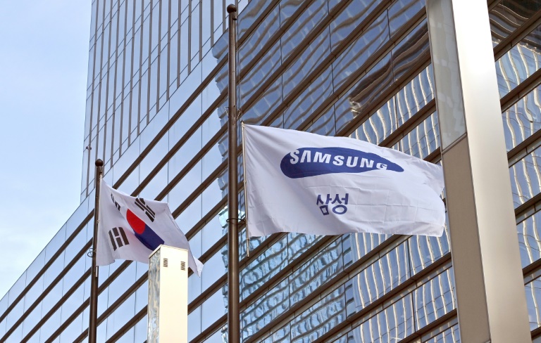 Samsung Electronics Q3 net profit leaps after Huawei boost