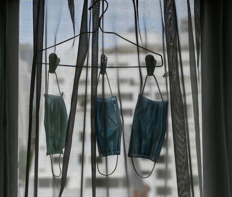 Can surgical masks be reused? Can surgical masks be reused?