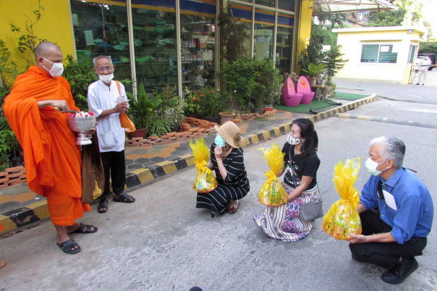 Prayer ceremony held in Phnom Penh for abducted Thai activist Prayer ceremony held in Phnom Penh for abducted Thai activist