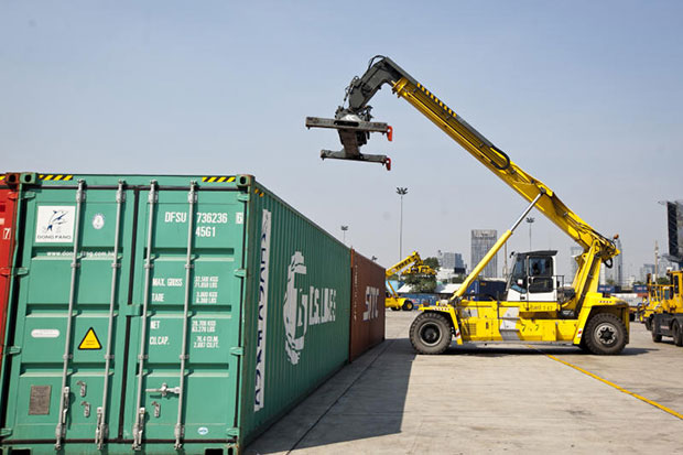 November exports drop 3.65% y/y November exports drop 3.65% y/y