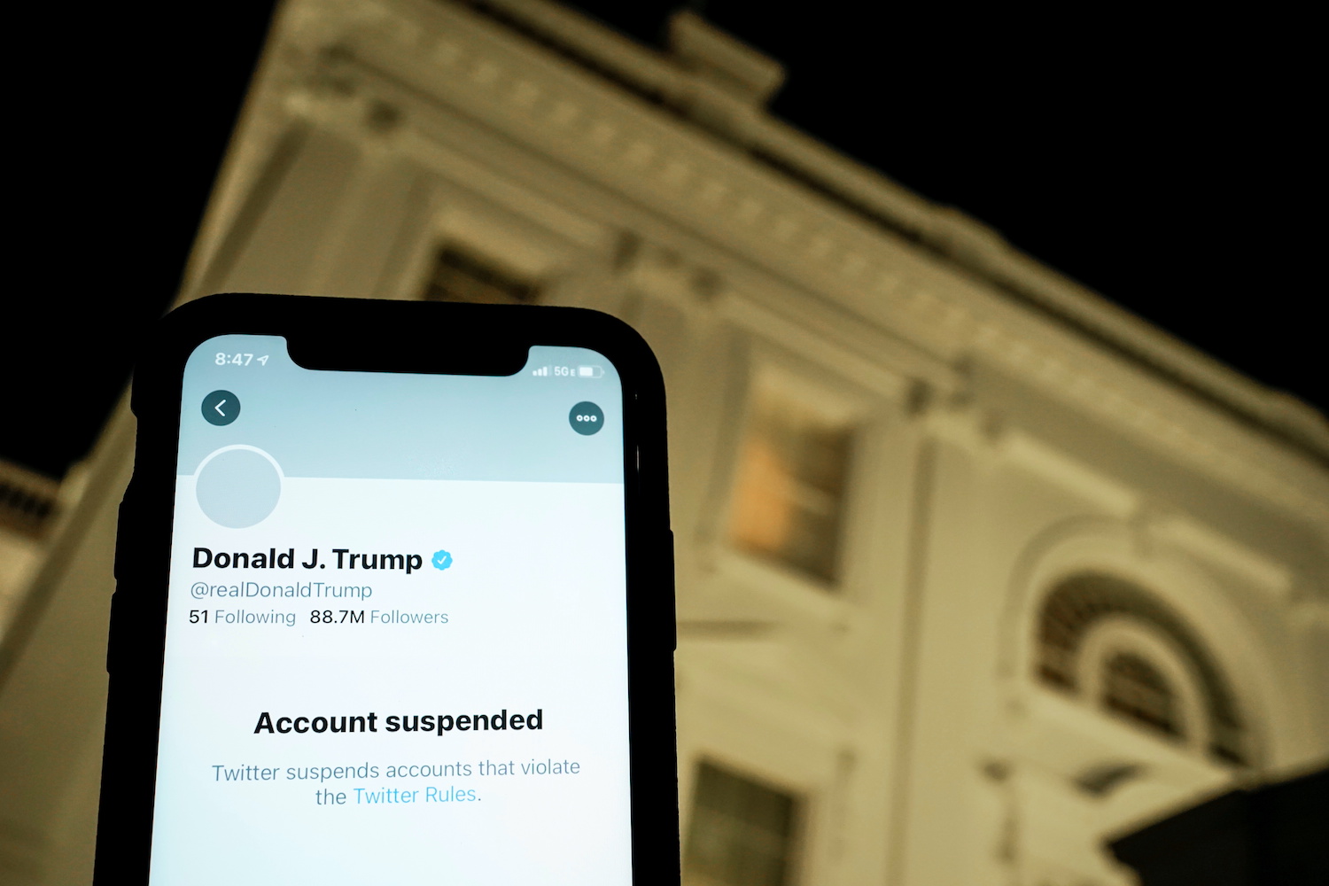 Twitter bans Trump permanently