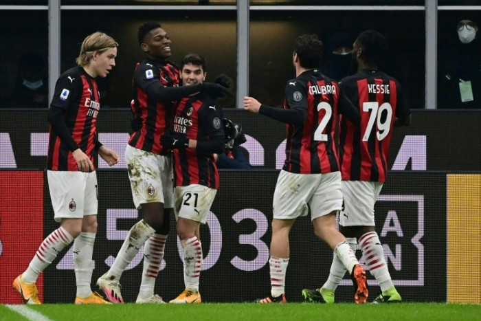 Ibrahimovic returns as Milan bounce back to extend Serie A lead