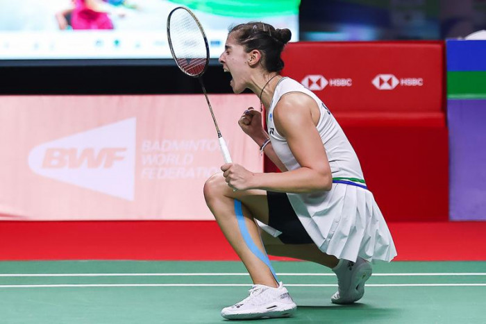 Marin and Axelsen claim Thailand Open singles titles