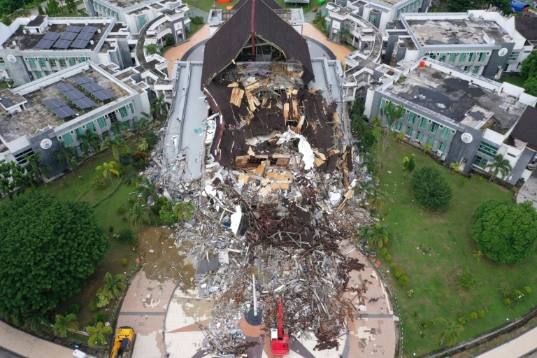 Authorities in Indonesia are searching for survivors and bodies after a deadly earthquake on Sulawesi island. Authorities in Indonesia are searching for survivors and bodies after a deadly earthquake on Sulawesi island.
