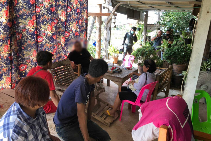Two cops among 9 gamblers caught during raid on house in Phichit - Vimarsana News