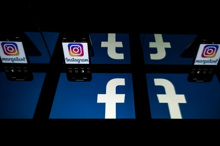 Facebook blocks news sharing in Australia over media law thumbnail
