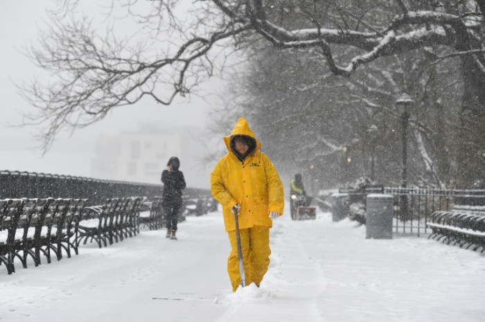 Deadly winter storm blankets eastern US in snow - Vimarsana News