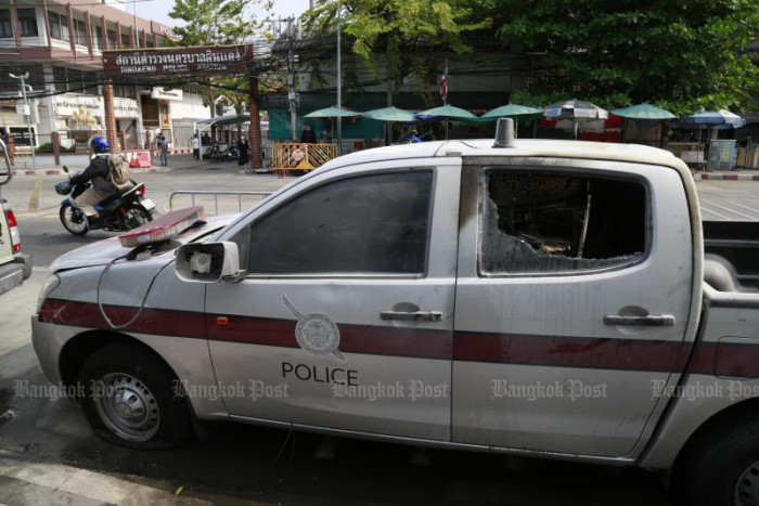 Protesters face action over damage to Din Daeng police station - Vimarsana News