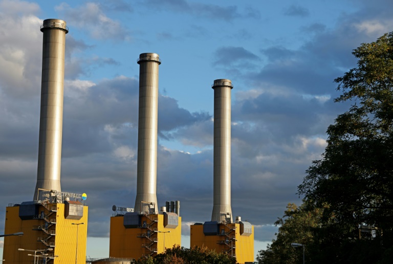 Energy-related emissions were 2% higher in December 2020 than in the same month a year earlier. Energy-related emissions were 2% higher in December 2020 than in the same month a year earlier.