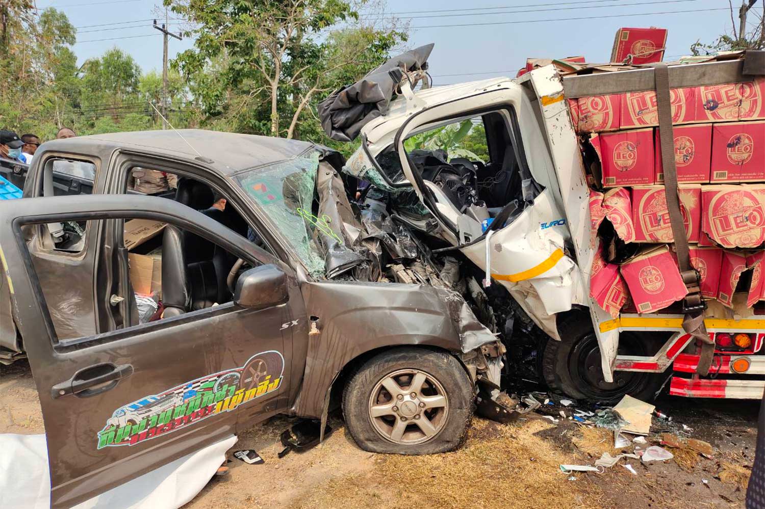 Couple killed in pickup-beer truck collision