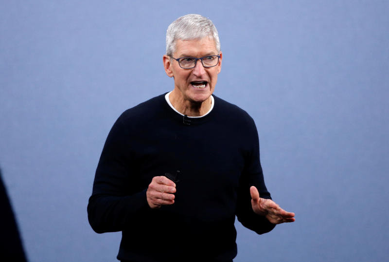 Apple chief talks of self-driving cars