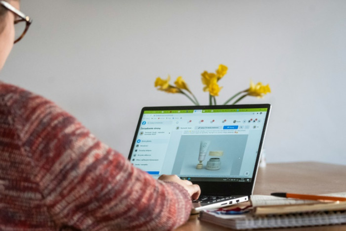 Polish teen's false-front beauty website helps victims of lockdown abuse - Vimarsana News