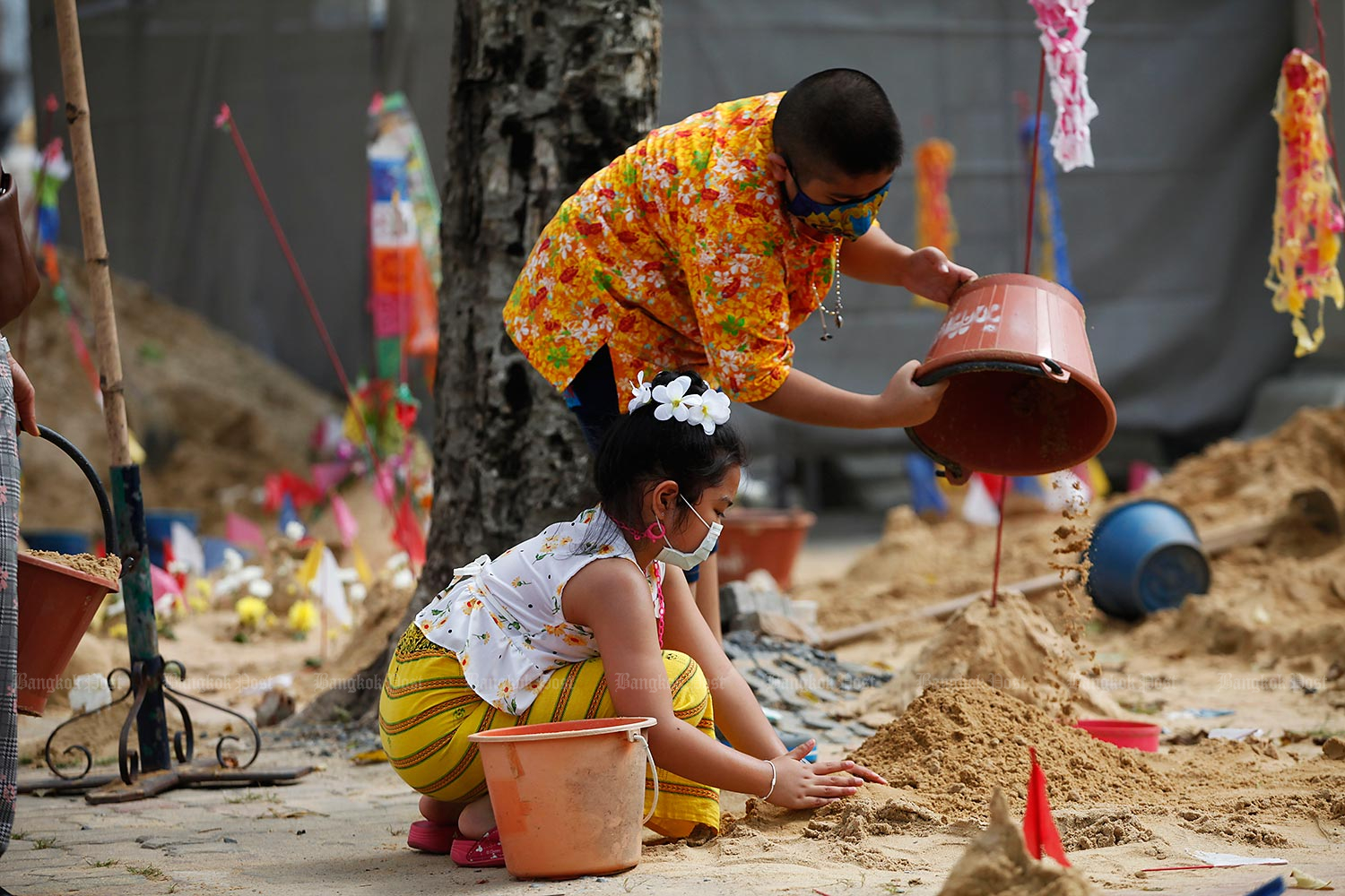 sand figures