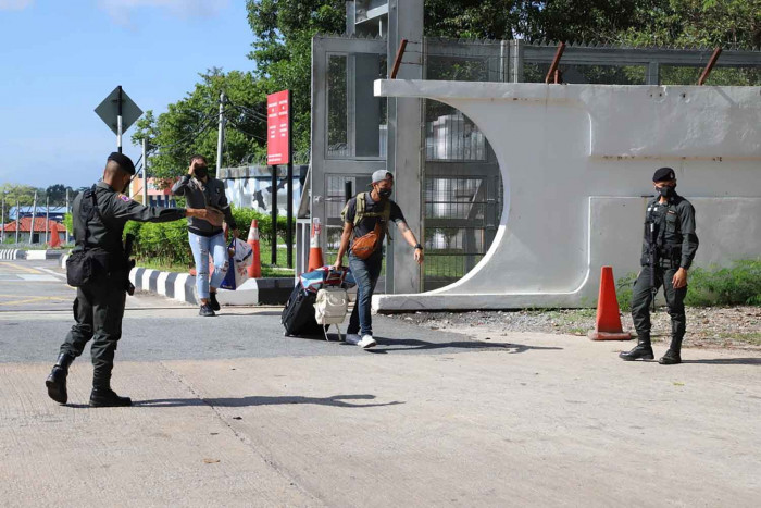 119 Thais return from Malaysia - Vimarsana News