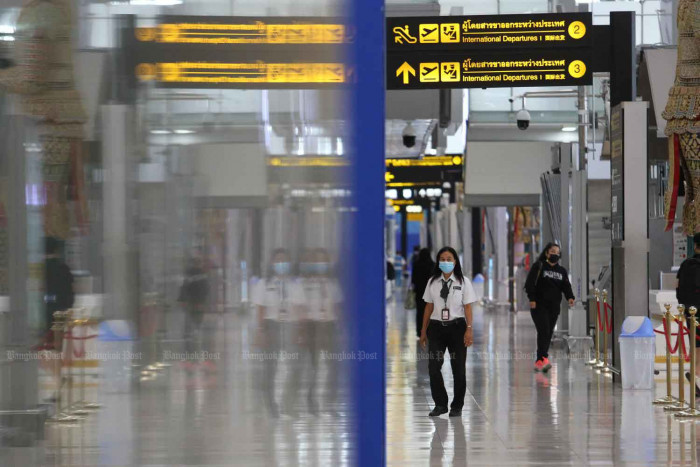 Journey brokers jittery in excess of jab excursions