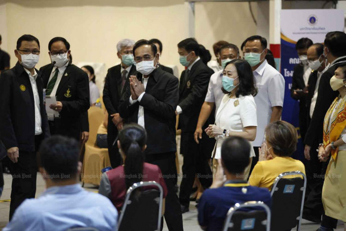 Ministry promises 'walk-in' virus shots - Vimarsana News
