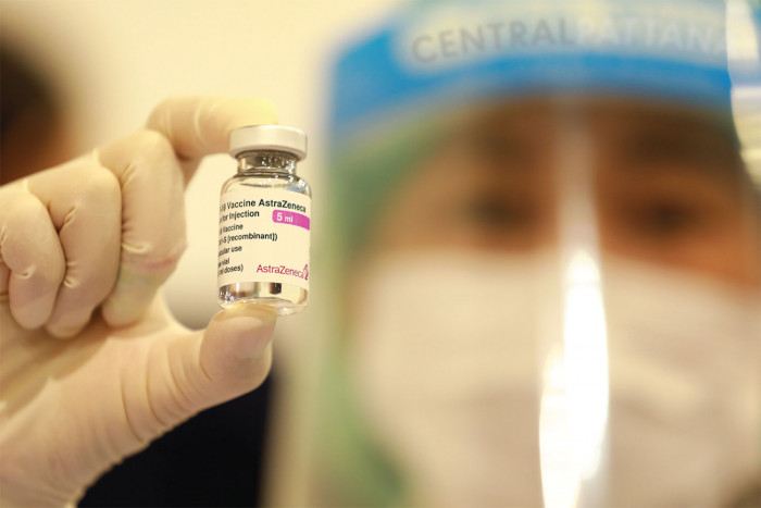 Six Central Shopping Centers in Bangkok begin administering vaccines under strict public health measures to people registered via Thai Ruam Jai and social security recipients under Section 33 - Vimarsana News