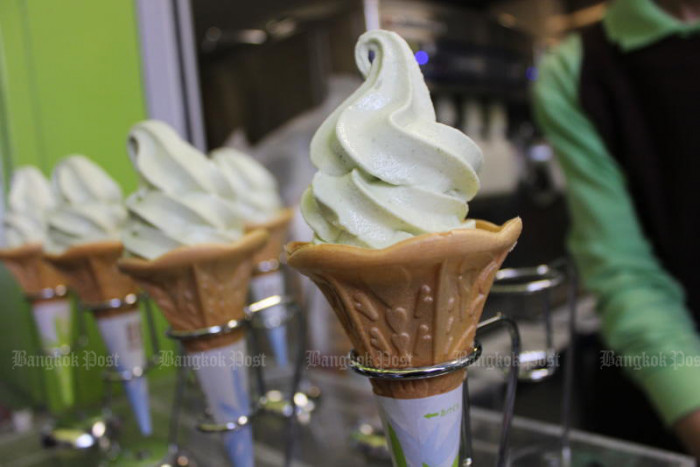 Japan serves up unique ice cream flavours to get through hot summer - Vimarsana News