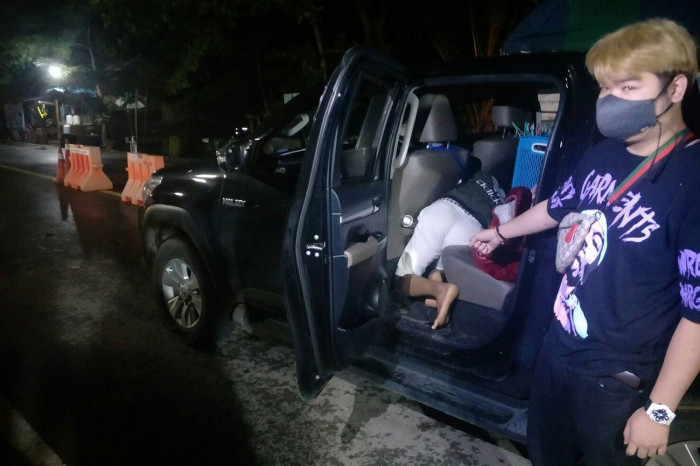 Two Thai smugglers, 28 illegal migrants caught in Kanchanaburi - Vimarsana News