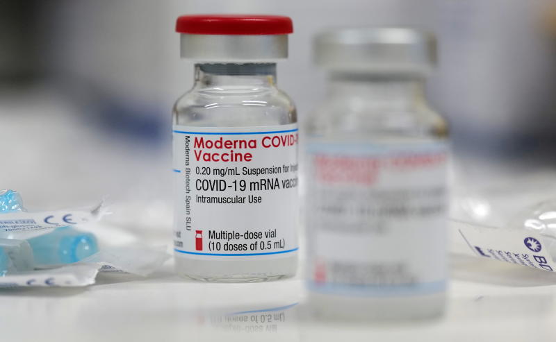 A vial of the Moderna vaccine is seen at a clinic in Aschaffenburg, Germany, on Jan 15, 2021. (Reuters photo)