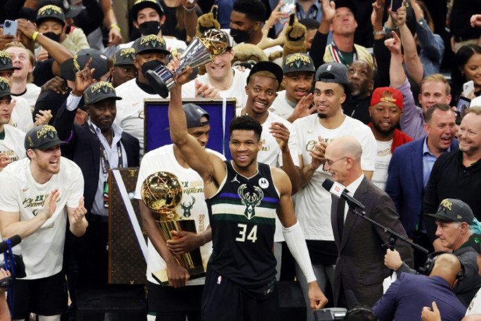 Giannis scores 50 to power Bucks to first NBA title since 1971
